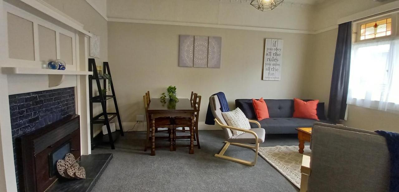 Character 2-Bedroom Unit Мастертон Экстерьер фото